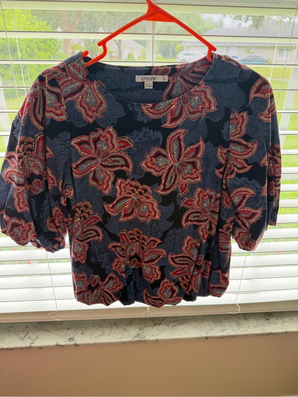 Chico's Navy Floral Puff-Sleeve Blouse